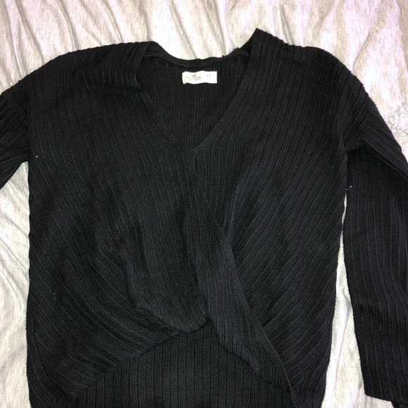 HOLLISTER SWEATERS! NEVER WORN! - Picture 5 of 5